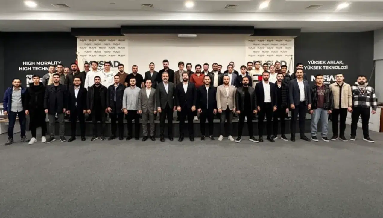 Murat Sağlam, Genç MÜSİAD Konya’da sahneye çıktı