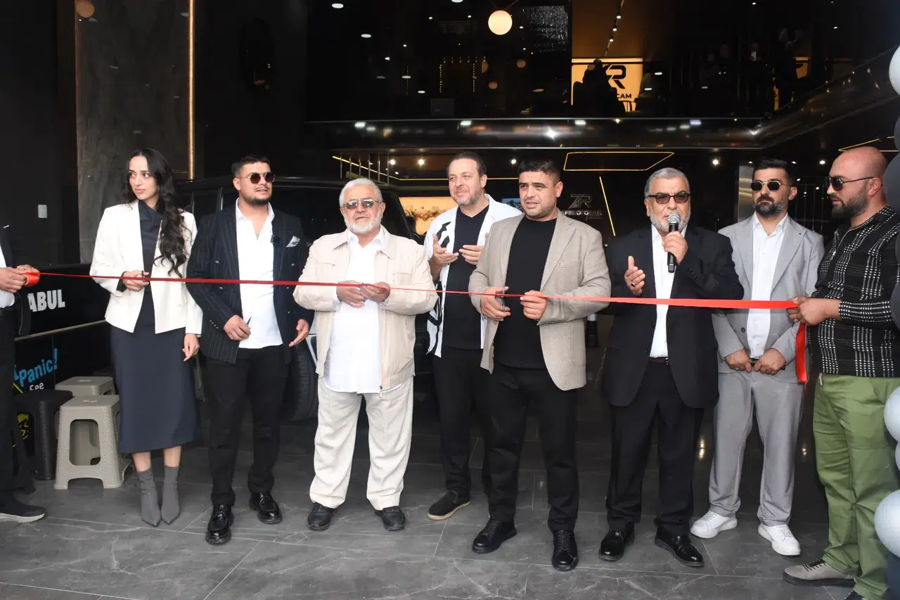 Dualar eşliğinde açılış: Zafer Oto Cam modern konseptiyle kapılarını açtı!