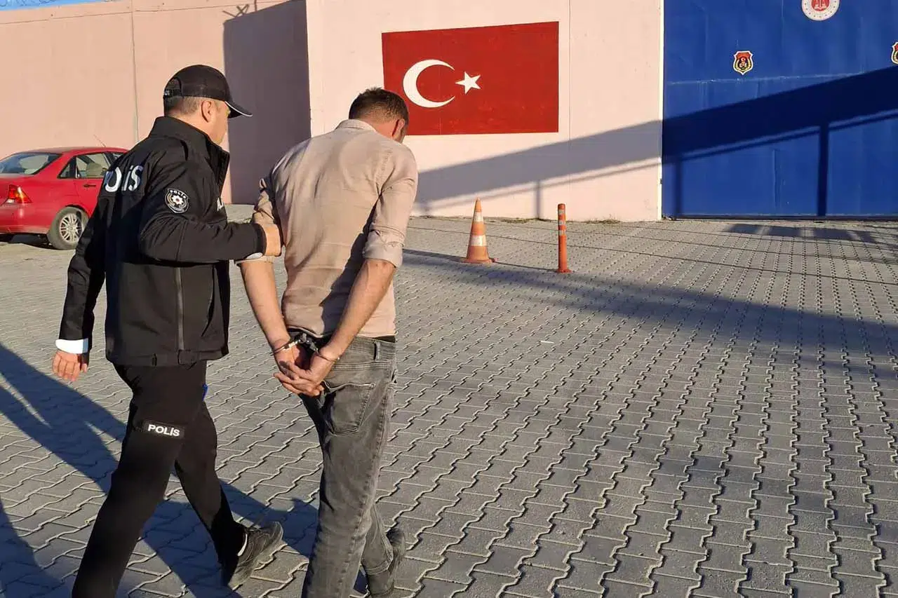 Konya'da polis ekiplerine saldırı! 1 kişi tutuklandı