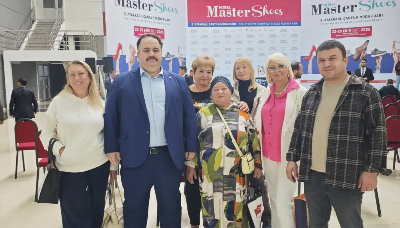 Başkan Toptaş, Konya Ayakkabı Fuarı’nda uluslararası heyetlerle buluştu