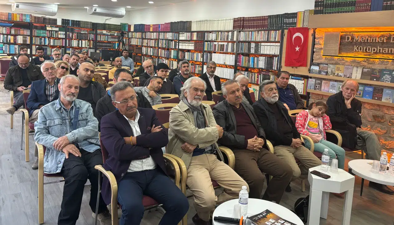 Nitelikli çocuk edebiyatının zorunluluğu Konya’da tartışıldı