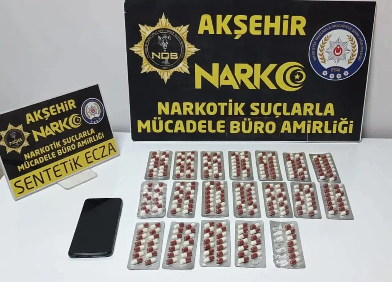 Akşehir’de uyuşturucu operasyonu: 300 hap ele geçirildi!