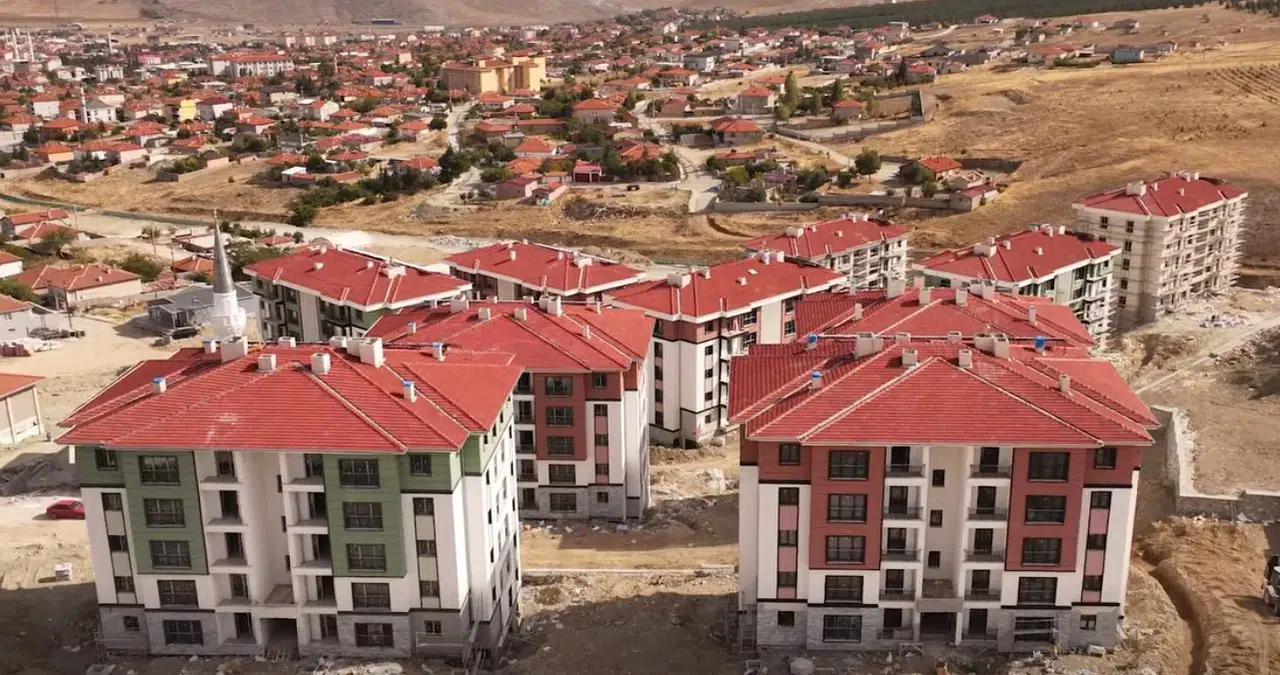 Çalışmalarda son durum paylaşıldı! Konya'daki TOKİ konutları yıl sonunda teslim edilecek