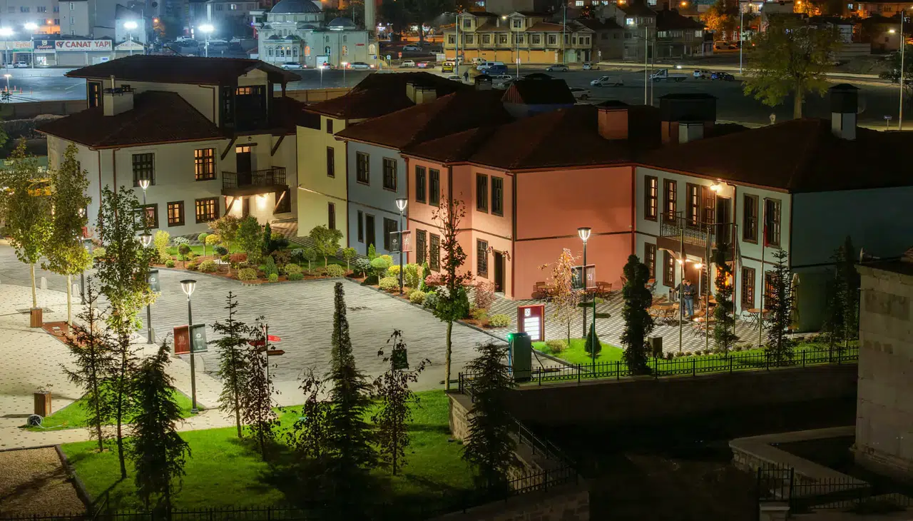 Konya’daki tarihi otel rehberlerden tam not aldı!