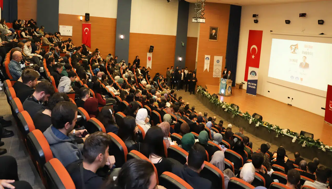 Konya’da Gazze direnişi tüm dünyanın hukukunu savunuyor