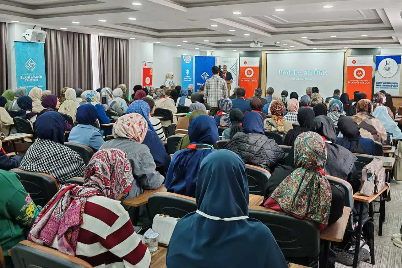 Konya’da gençler “İslami İlimlere Genç Bakış” Çalıştayı'nda buluştu