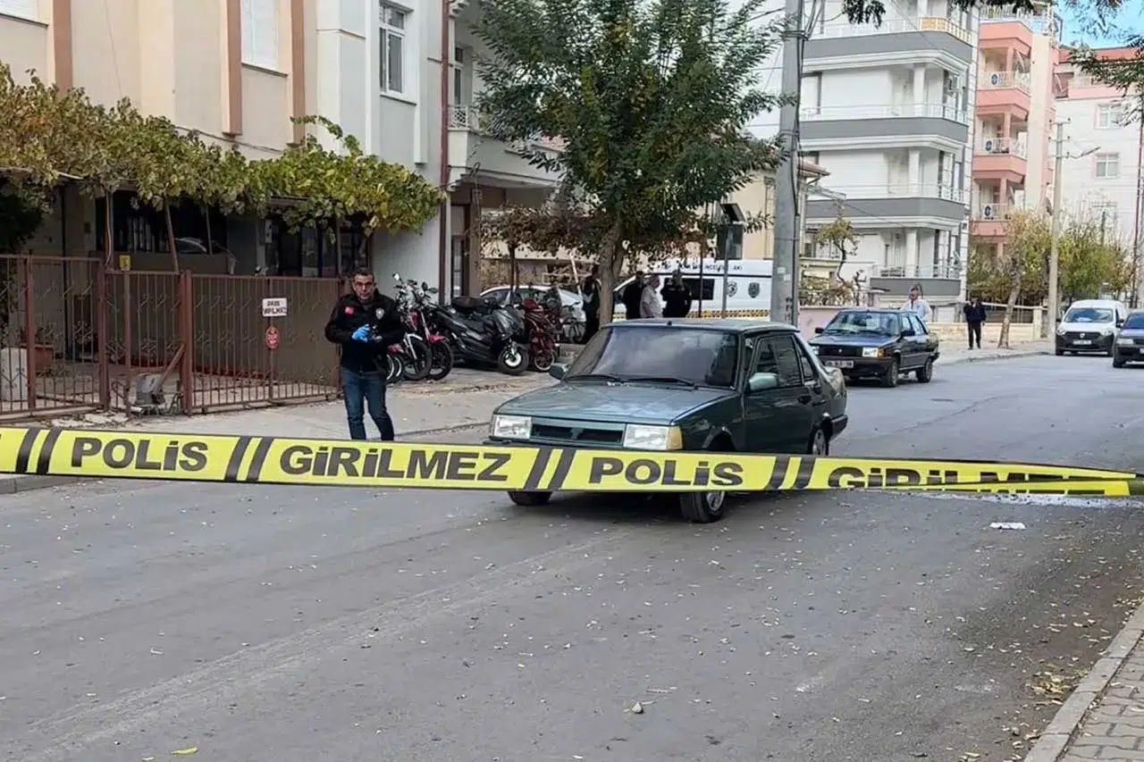 Karaman’da 5 yaşındaki çocuğa otomobil çarptı! Durumu ağır
