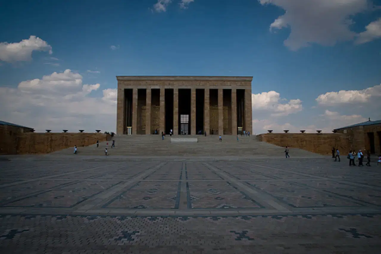 10 Kasım 2025 Pazartesi Günü Tatil mi? Resmi Açıklama Geldi