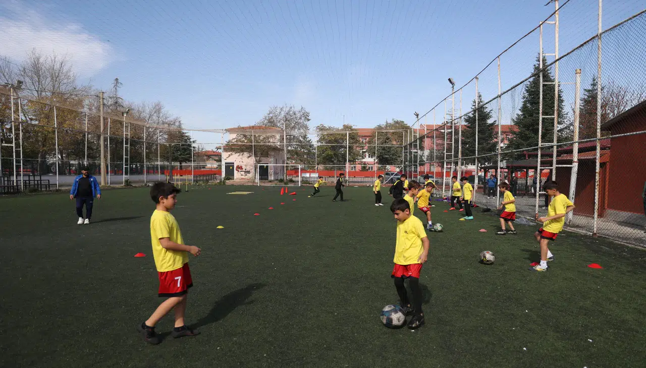 Konya’da dev spor projesi: Spora erişemeyen çocuk kalmayacak!