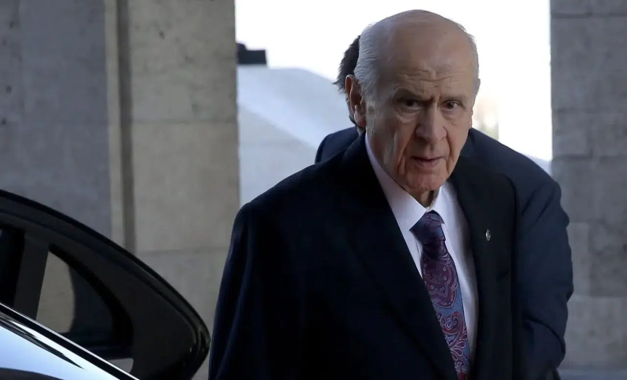 Konyalı Vekilden gece yarısı flaş Bahçeli açıklaması