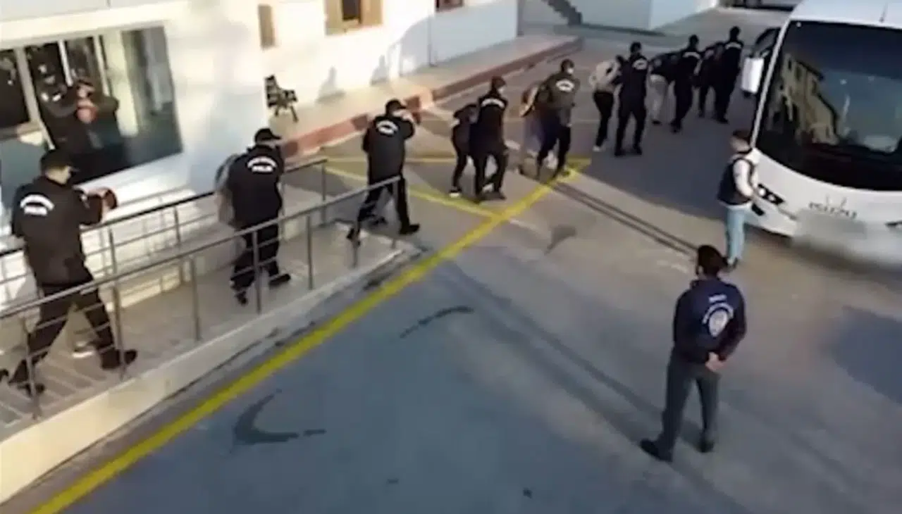 Bakan Yerlikaya açıkladı: Siber suç şebekesi çökertildi!