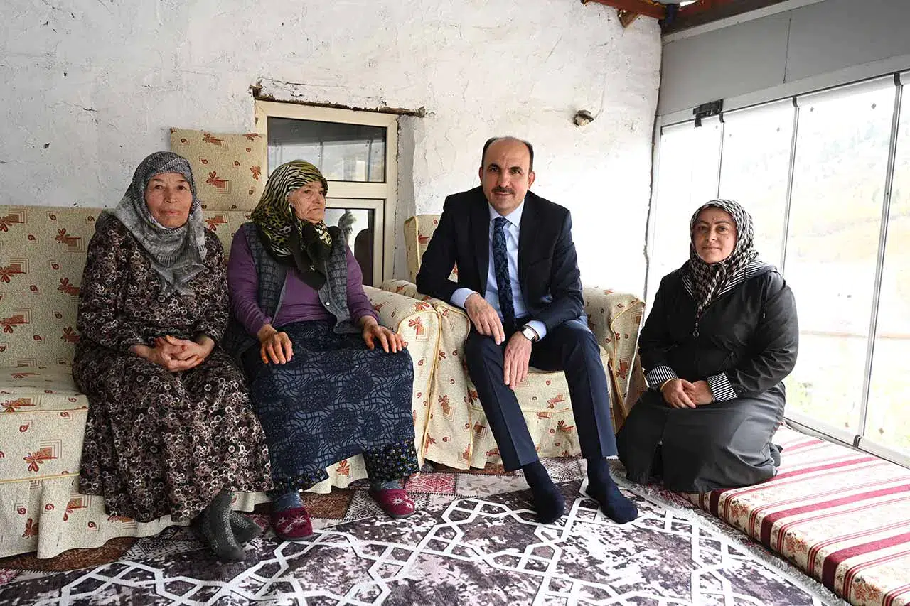 Başkan Altay'dan Hadim’e hem hizmet hem vefa ziyareti