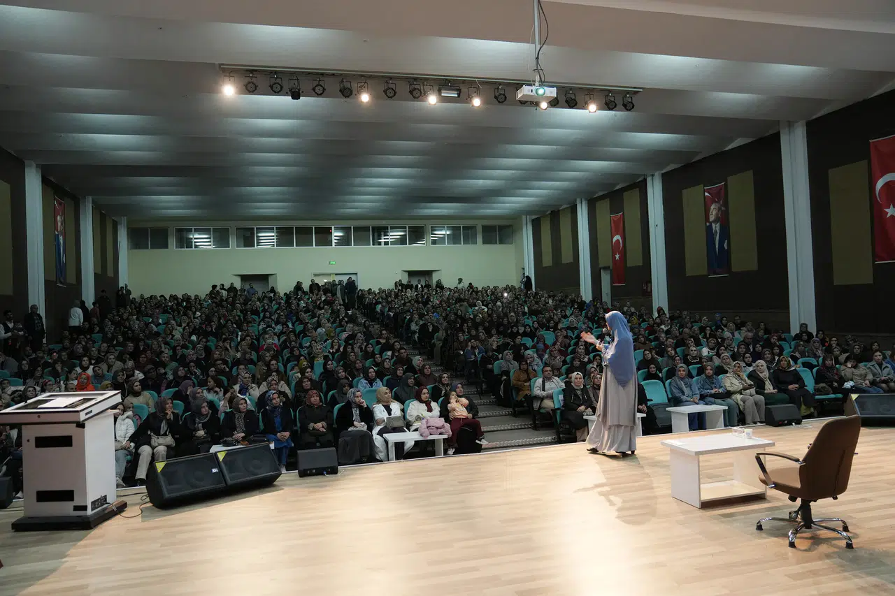 Şehir Konferansları başlıyor: Konya bu isimleri ağırlayacak!