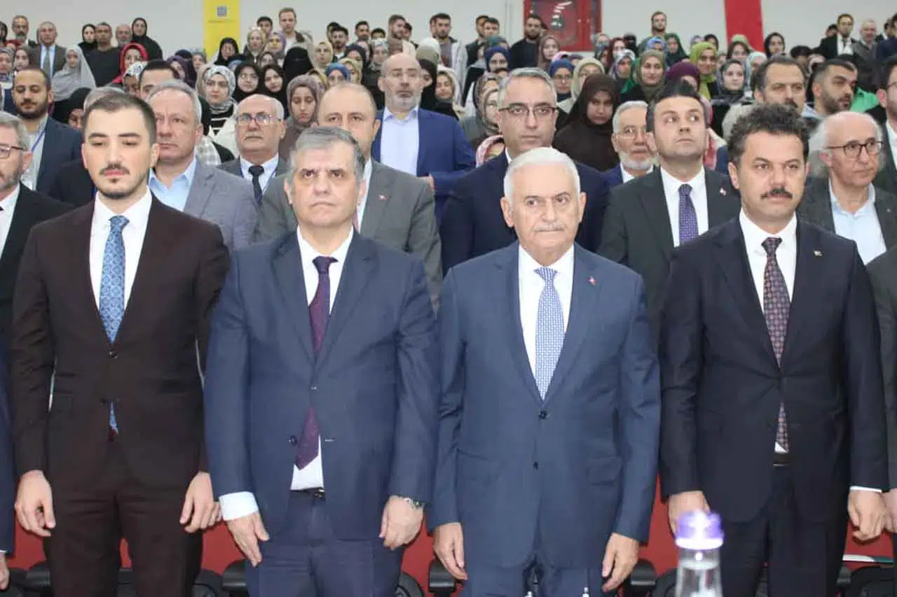 Son Başbakan Yıldırım, Konya'da konuştu: "Türk dünyası bunun için harekete geçmeli"