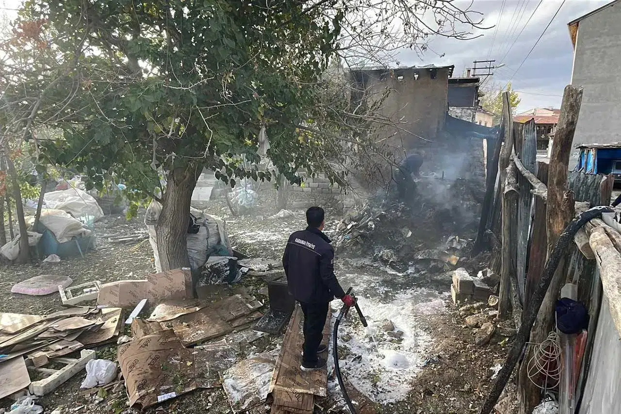 Karaman'da ev yangını korkuttu! Facianın önüne geçildi