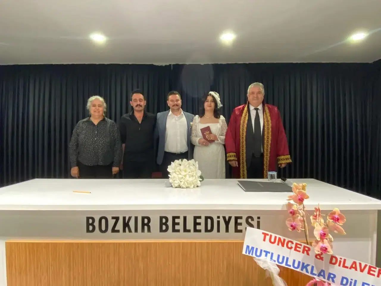 Başkan Karabulut personelini yalnız bırakmıyor