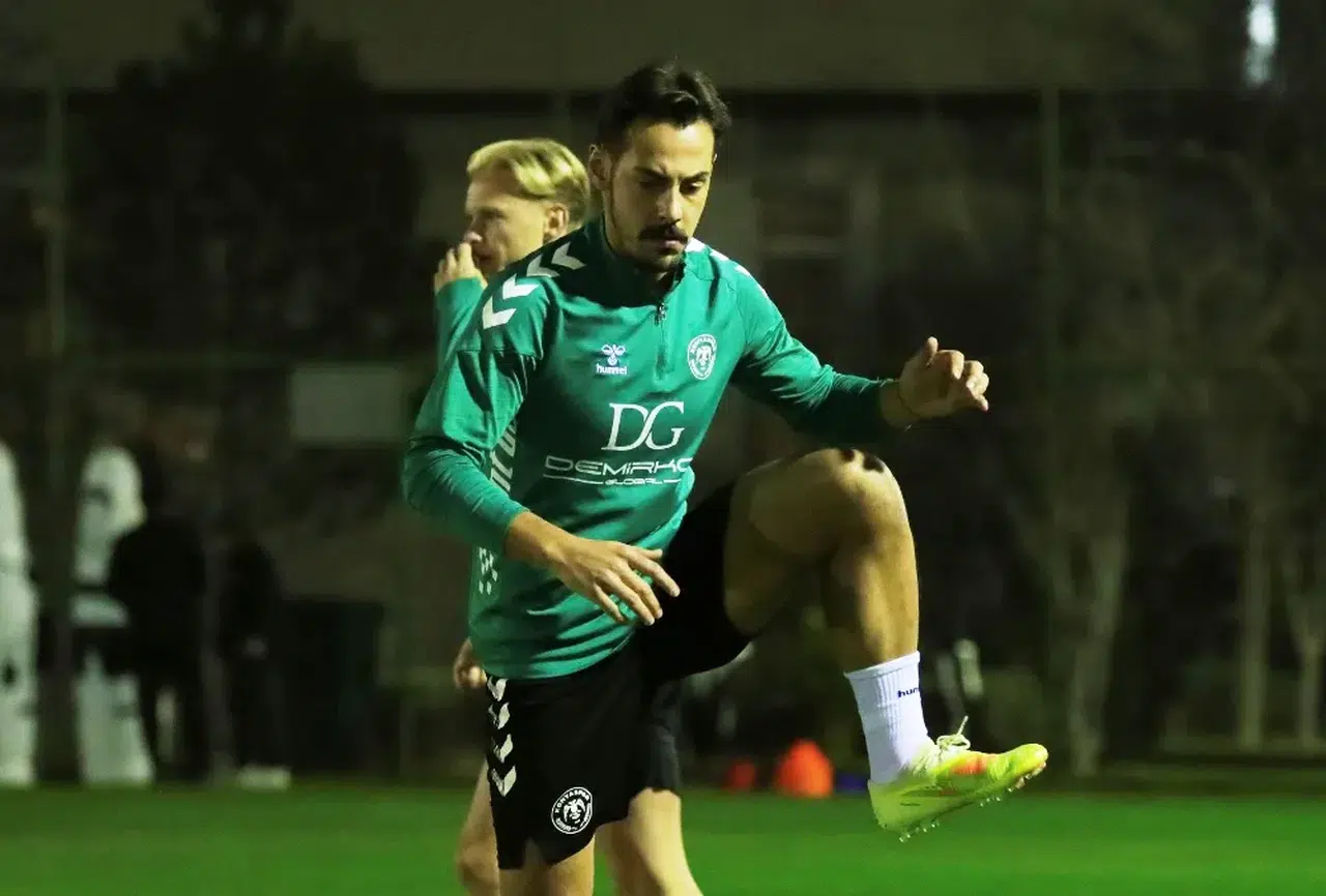 Konyaspor, milli arada ilk antrenmanını yaptı