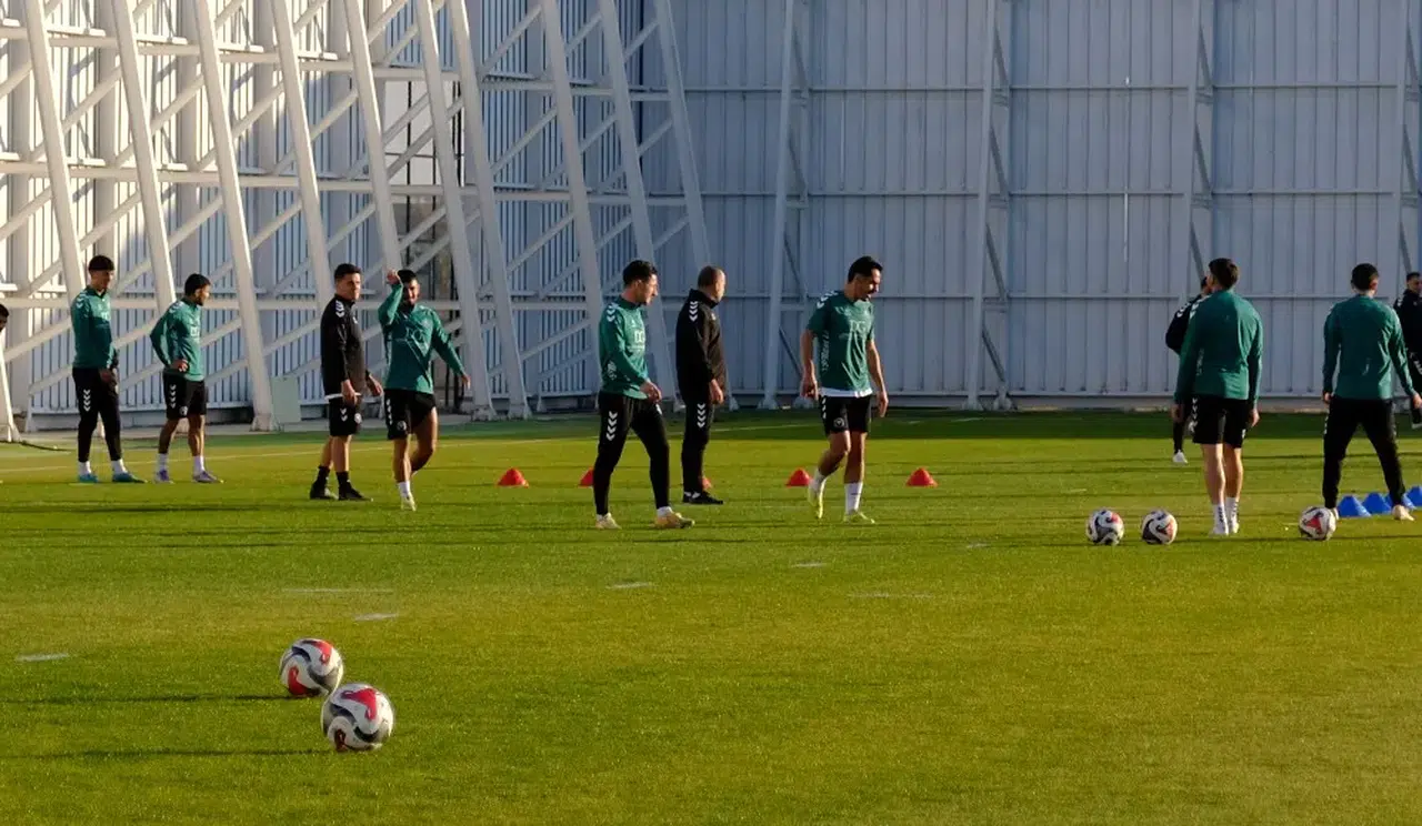 Konyaspor, zorlu Trabzonspor maçına hazır