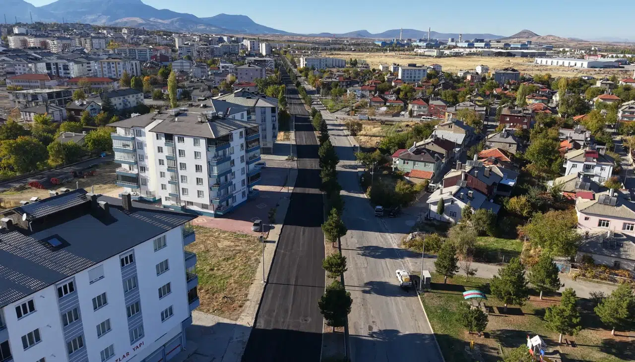 Konya'daki bu caddede yılların sorunu son buluyor!