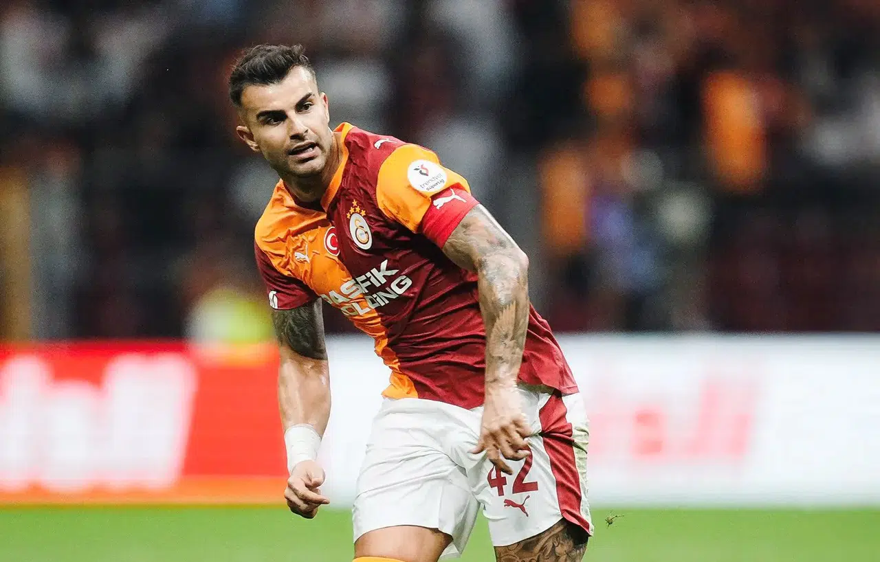 Konyalı milli futbolcudan kariyerinde yeni adım