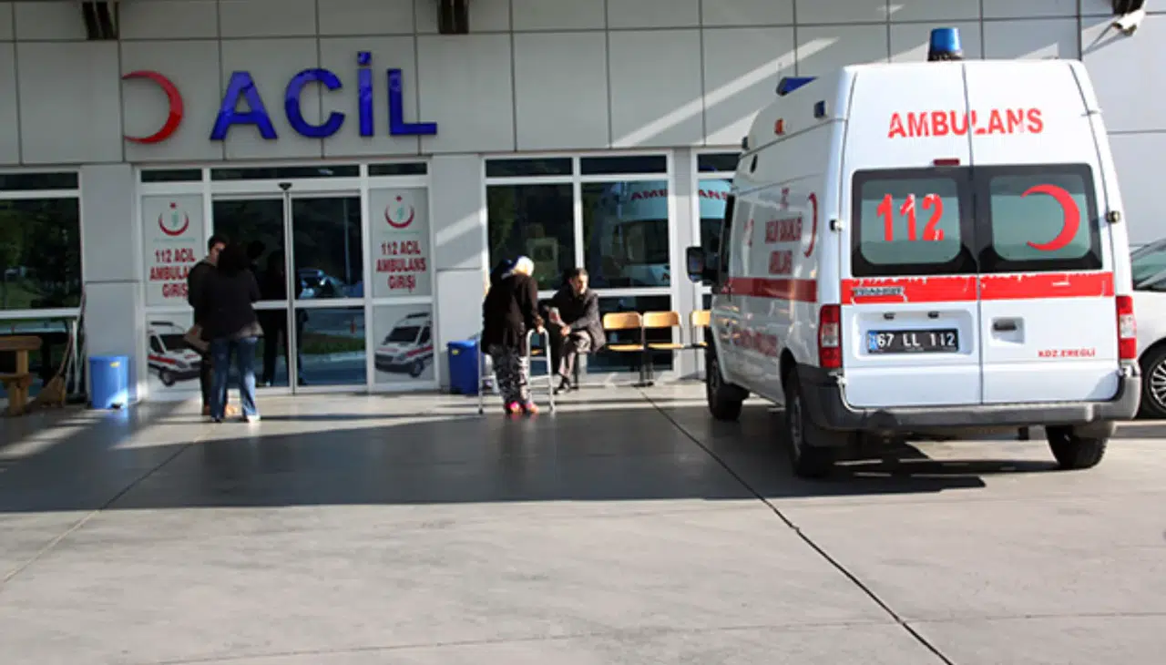 Konya'da duvar ustası 8 metre yükseklikten düştü!