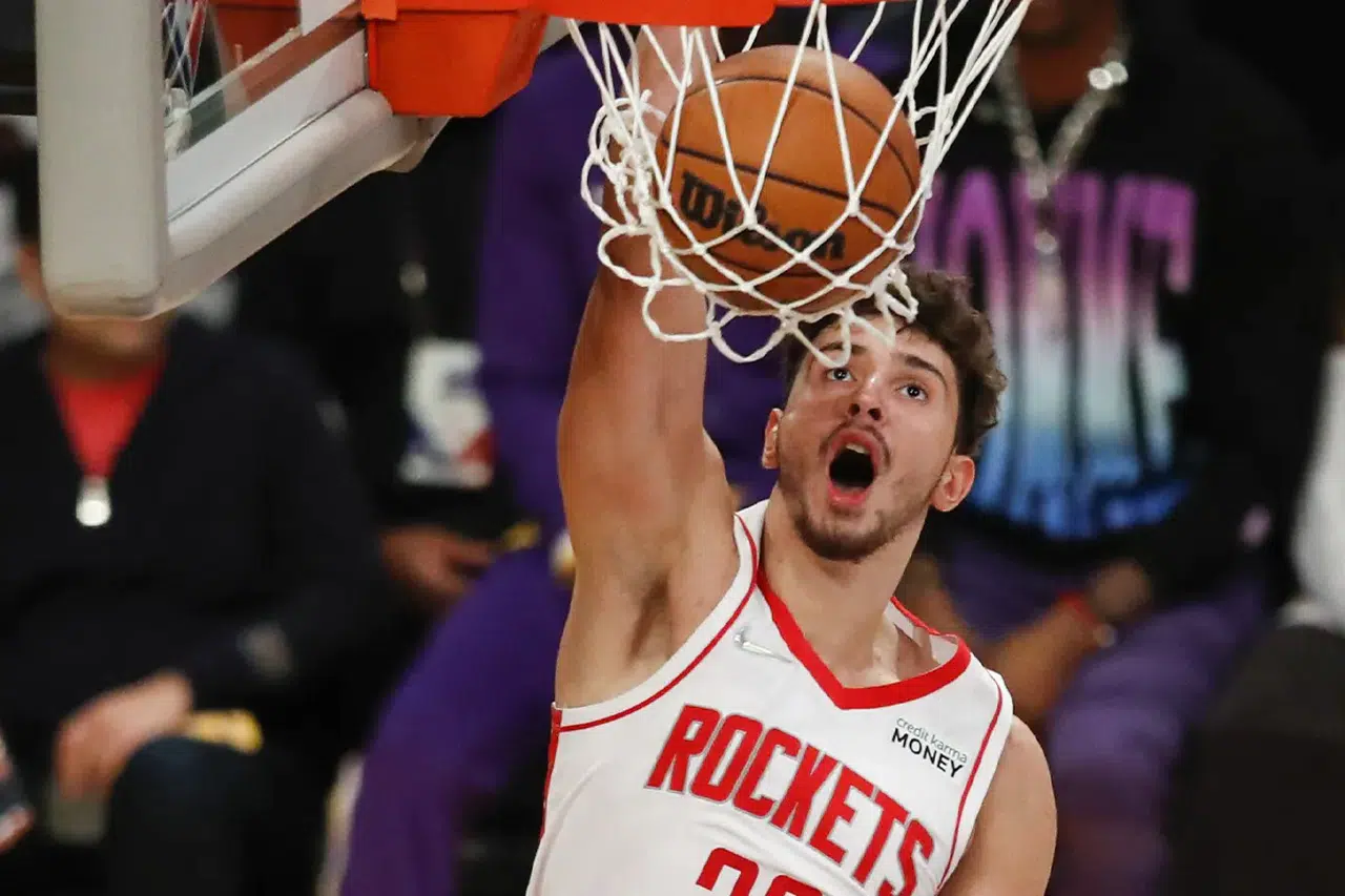 NBA'de Alperen Şengün'den galibiyete çok yönlü katkı