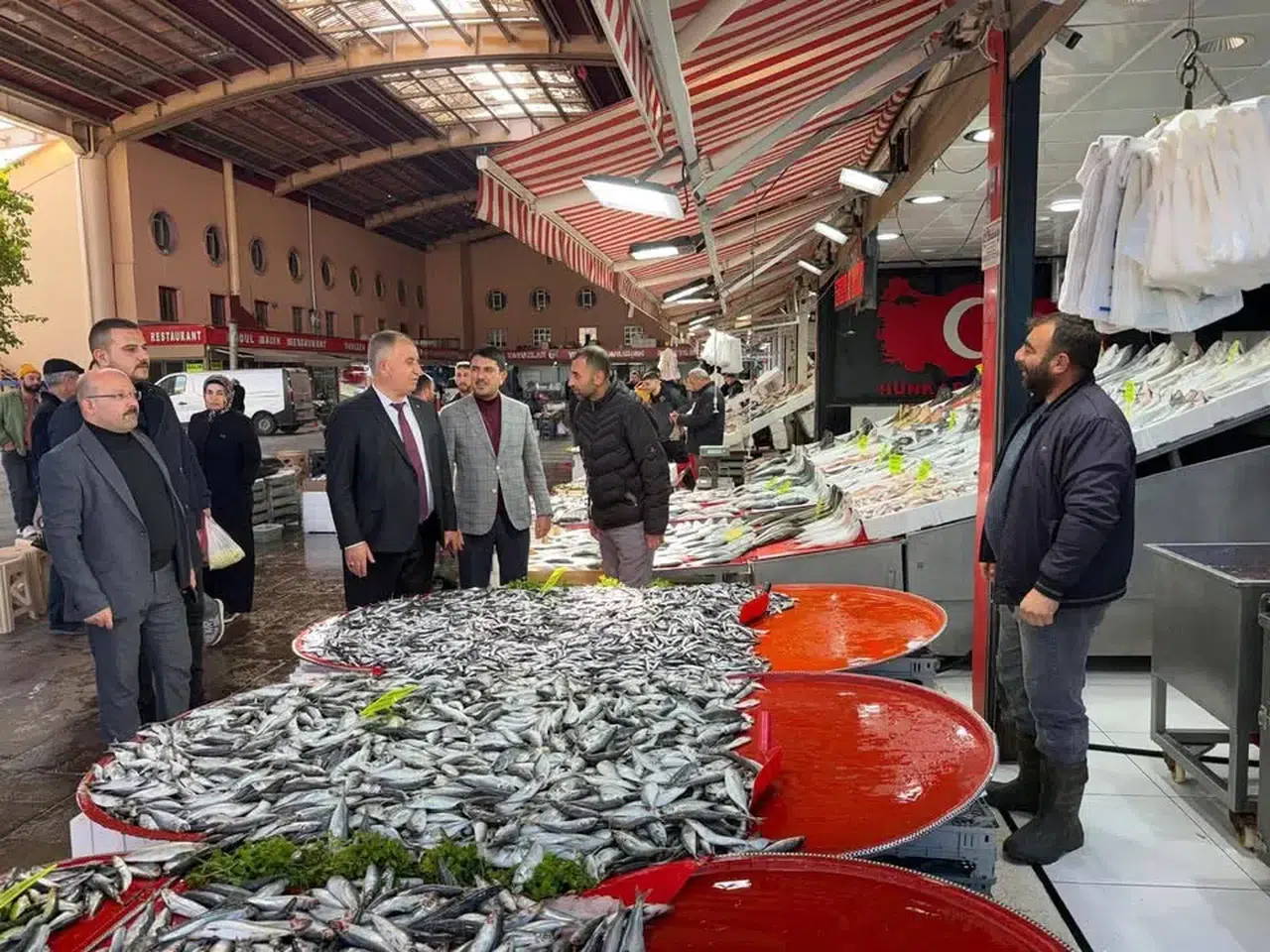 MHP, Konya’da sahaya indi! Çarşı pazar demeden geziyor