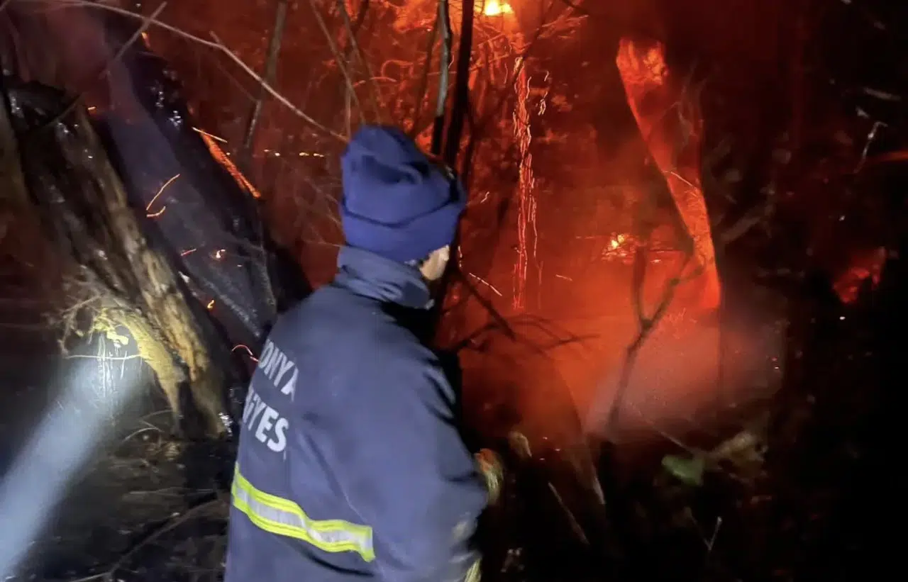 Konya’da korku dolu anlar! Yangın çalılık alanı sardı