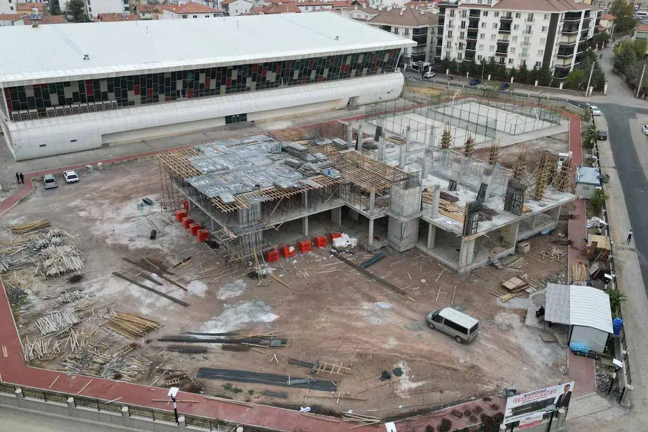 Çalışmalardaki son durum açıklandı! Aksaray’da gençlere dev yatırım