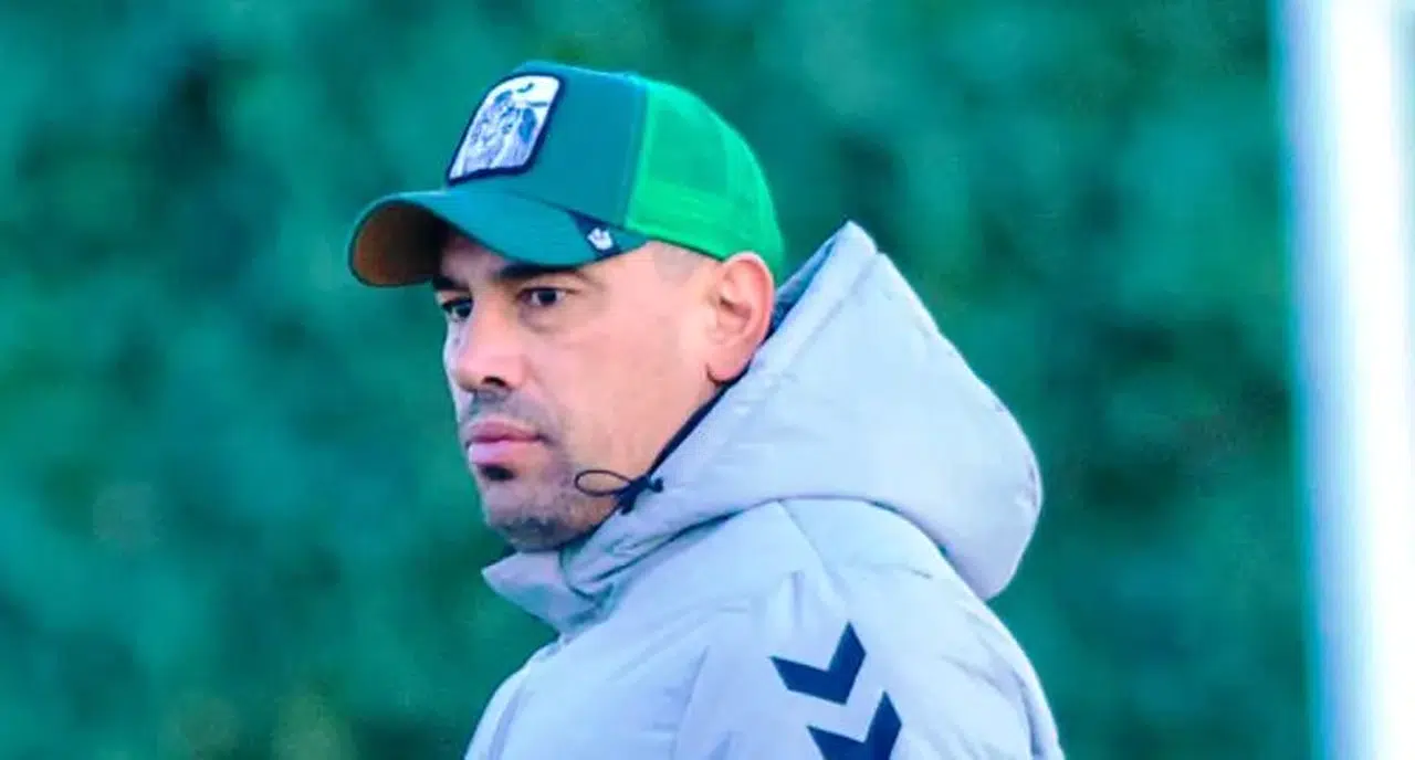 Konyaspor’da Çağdaş Atan’ın taraftarla samimi diyaloğu