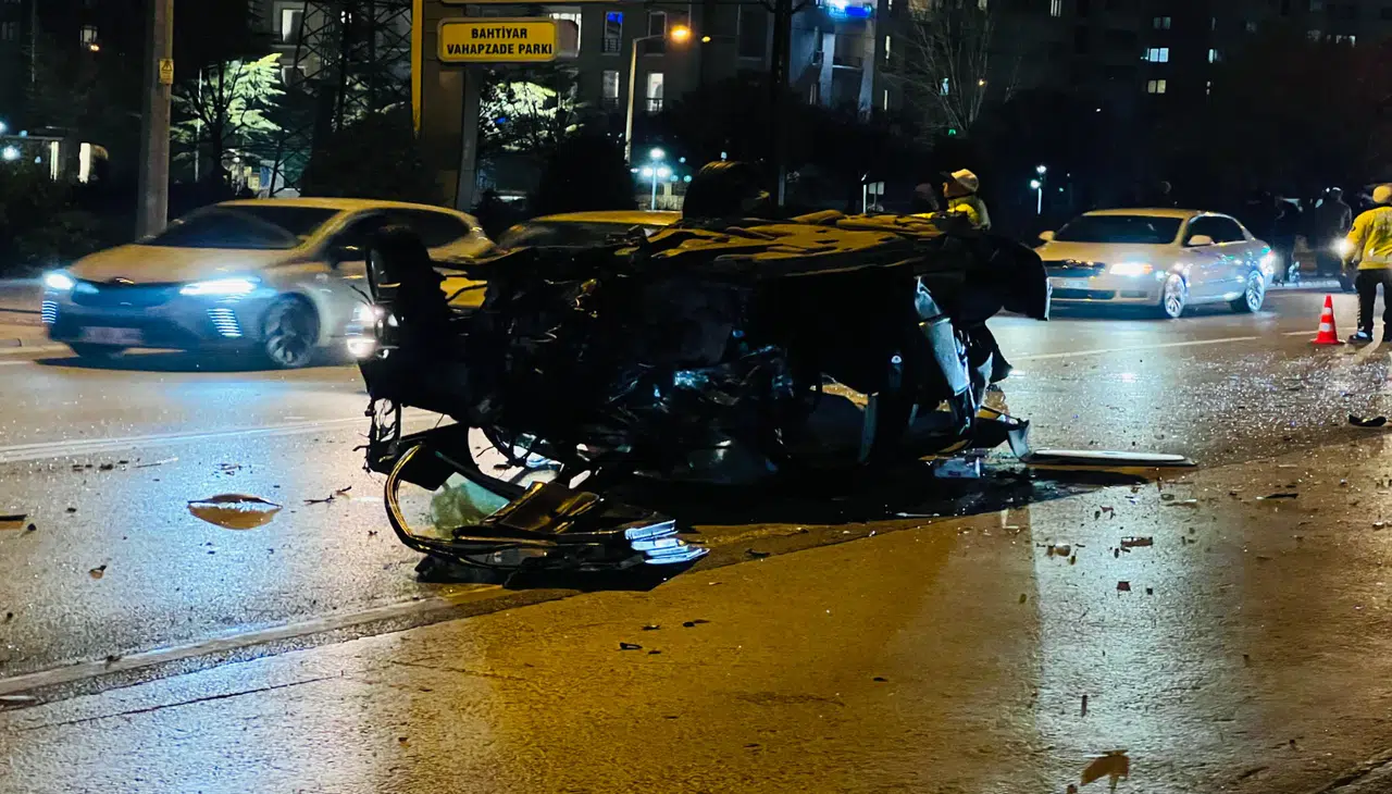 Konya'da alkollü sürücünün refüje çarpması genç KPSS adayını hayattan kopardı