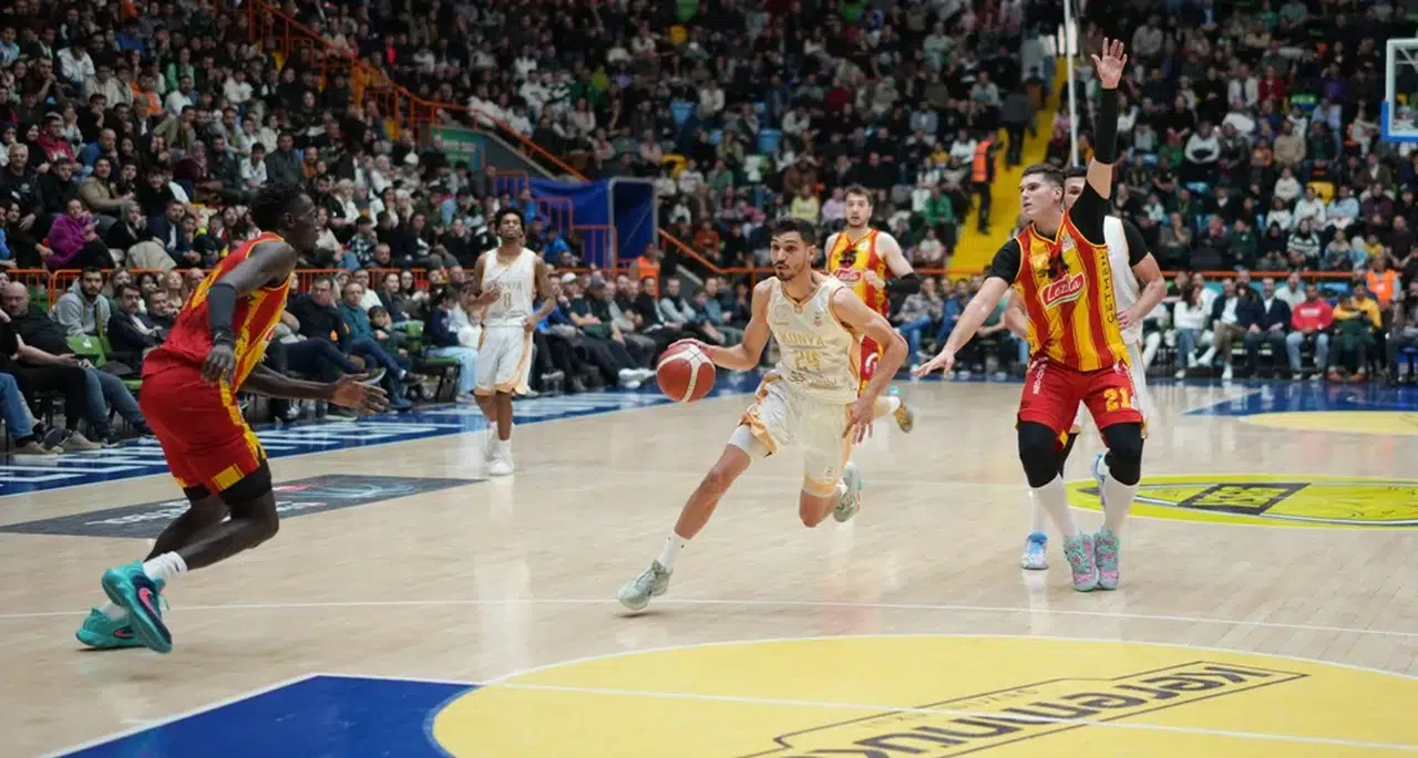 Konya Büyükşehir avantaj kaybetti! TBL'de zirve karıştı