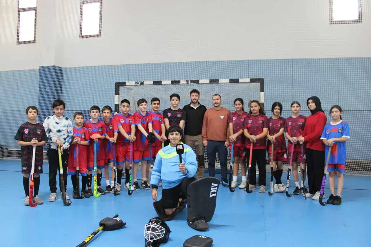 Konya'da hokey sporuna ilgi artıyor