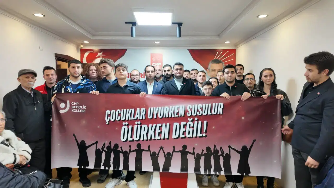 CHP Konya Gençlik Kolları’ndan MESEM çıkışı! "Çocuklar okulda olmalı"