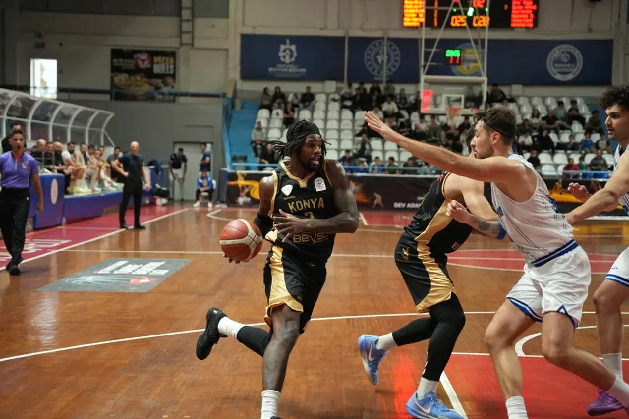 Konya BBSK, Bursa'da galibiyet arıyor