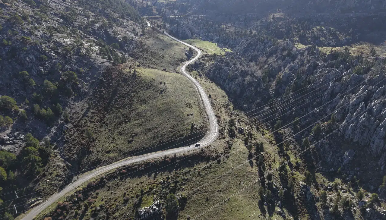 Konya'da yıllardır beklenen proje başlıyor: Başkan 17 km’lik yol müjdesini verdi!
