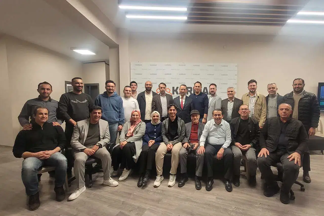 TUSAŞ Yöneticisi Kuzu, KARBİAD’da gençlerle buluştu