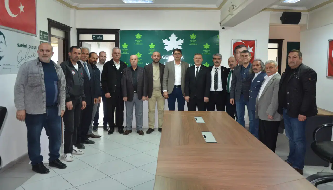 Gelecek Partisi Konya’da kongre heyecanı: Başkanlar güven tazeledi!