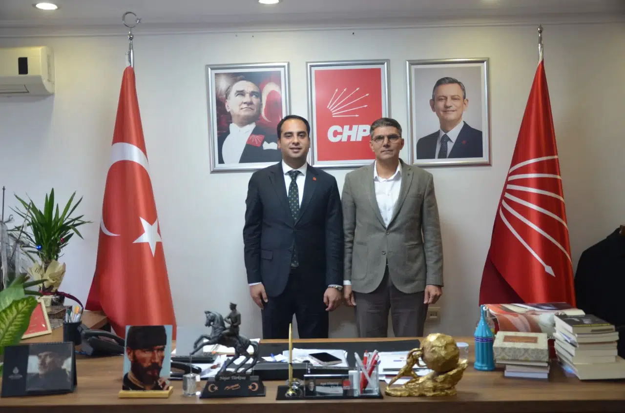 Gelecek Partisi ve CHP, Konya'nın geleceği için el sıkıştılar