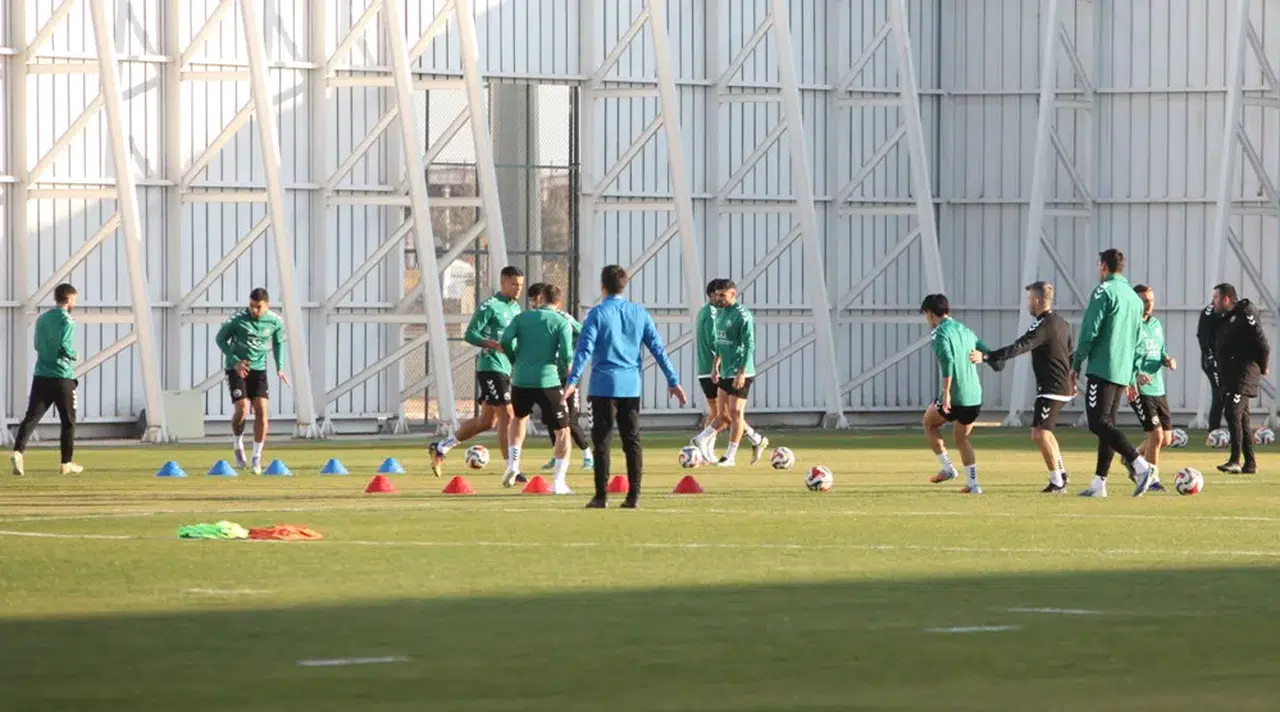 Konyaspor’da kritik maçın mesaisi başlıyor