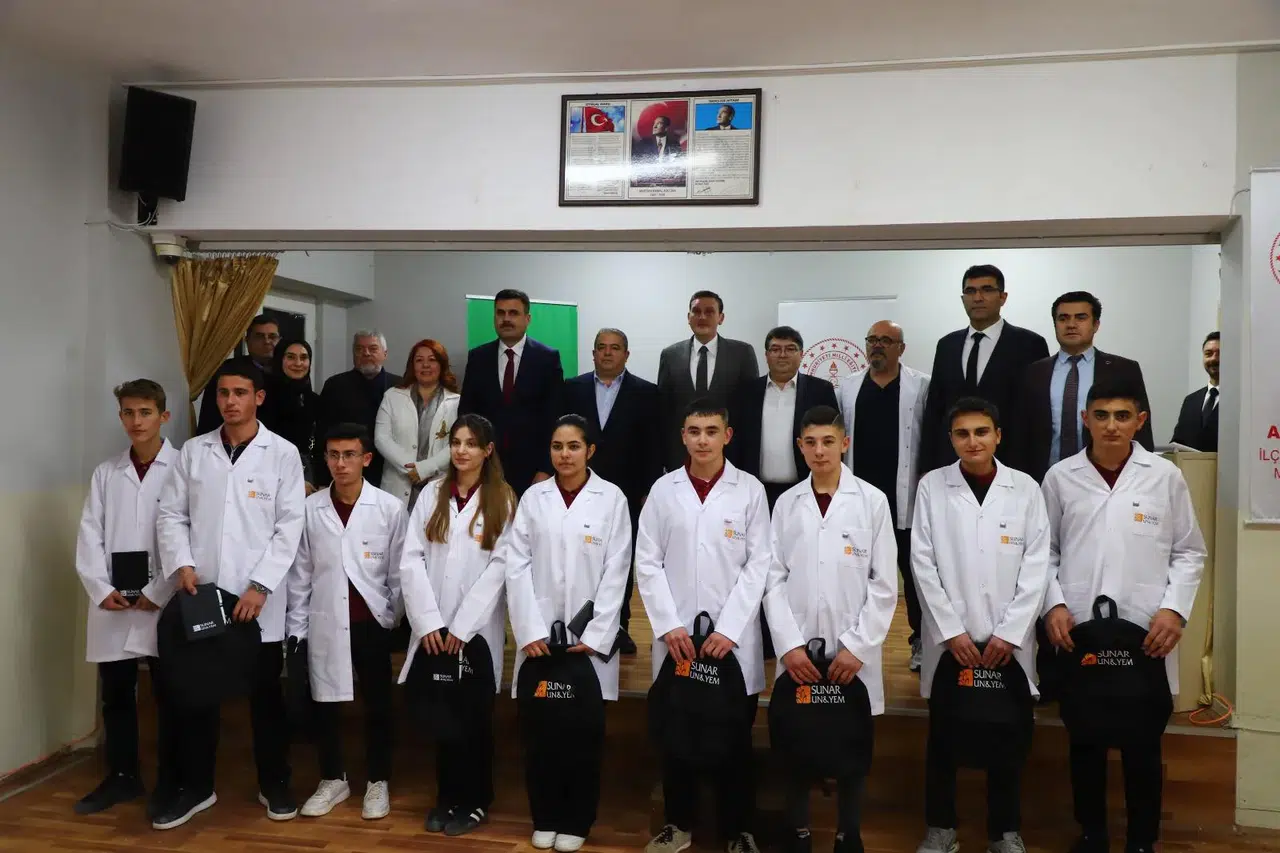 Konya’da tarımın geleceği şekilleniyor: Sunar Un ve Yem’den genç çiftçilere özel laboratuvar