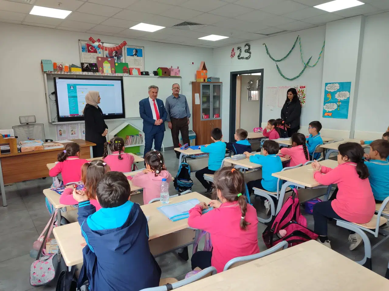 Konya İl Milli Eğitim Müdürü Yiğit Meram’da okullara sürpriz ziyaret!