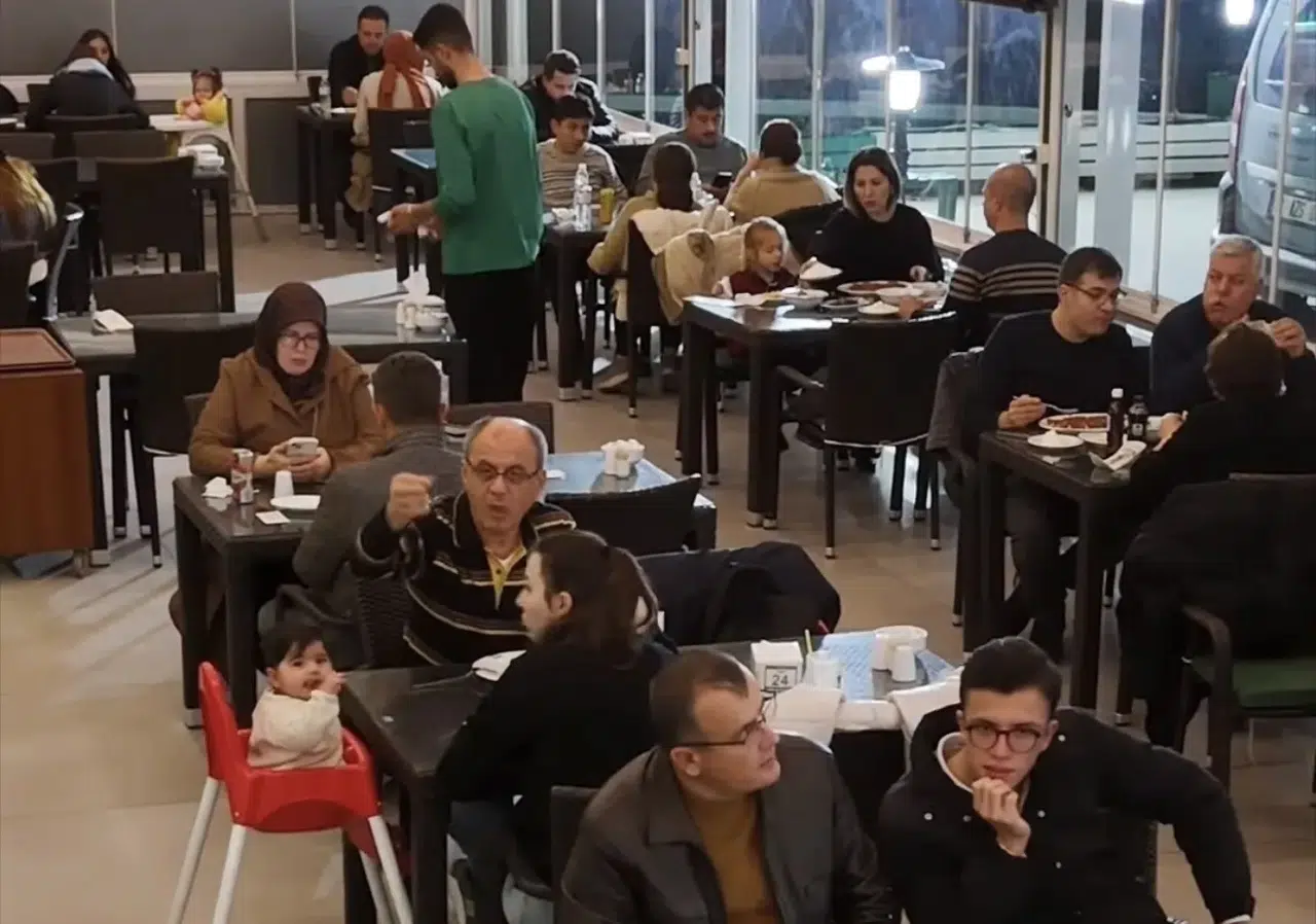 Vatandaş akın etti süre uzatıldı! Konya’da döner ve İskender’de şok fiyat