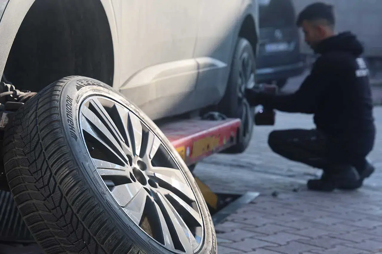 Konya'da talep arttı! Uzmanlardan kritik kış lastiği uyarıları