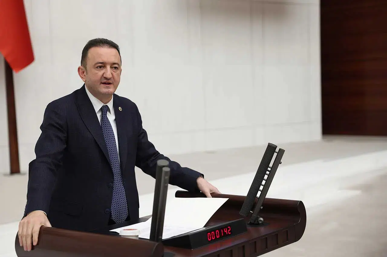 CHP Konya Milletvekili Bektaş'tan flaş istifa çağrısı! "Maaşına neden zam yapıldı?"