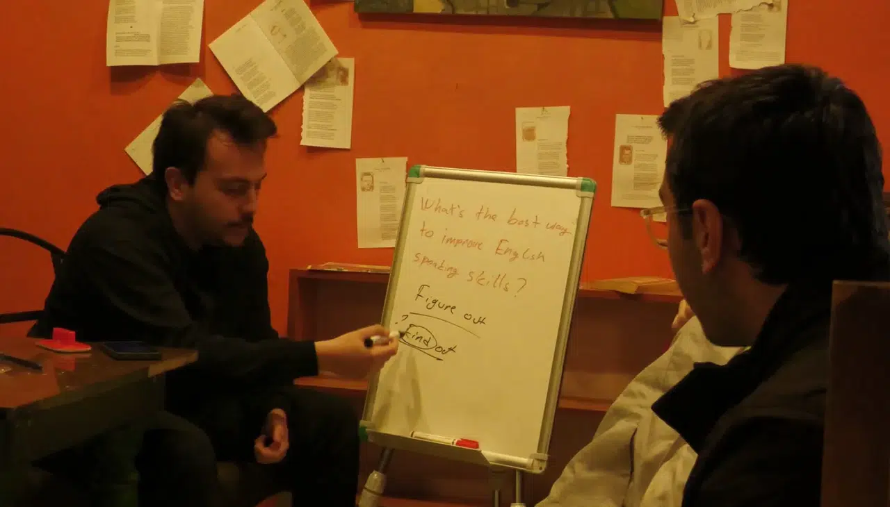 Konya’da İngilizce pratiğine yoğun ilgi! “Türkçe konuşmak yasak”