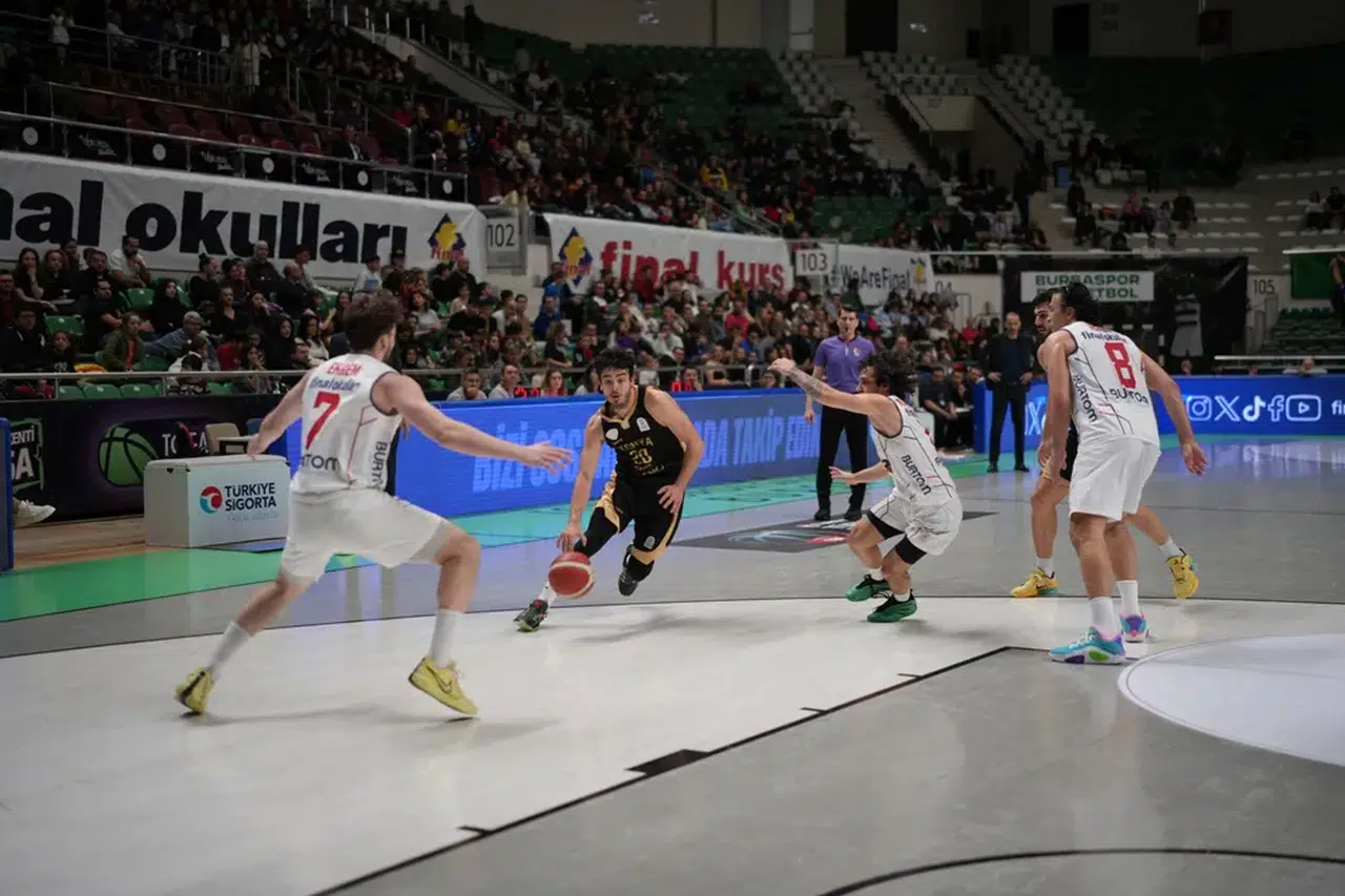 Konya Büyükşehir Bursa'da hata yapmadı! Ligdeki 11. galibiyet