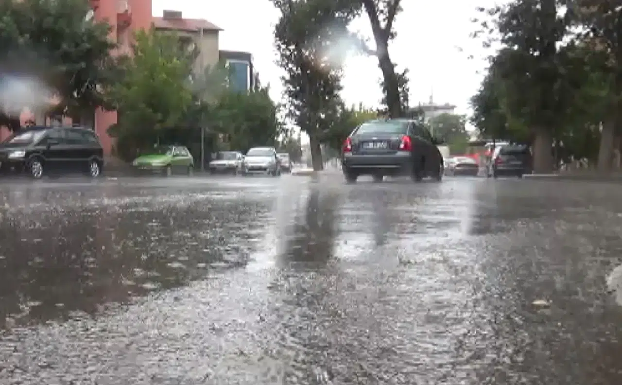 Tarım şehri Aksaray’da beklenen yağış nihayet geldi