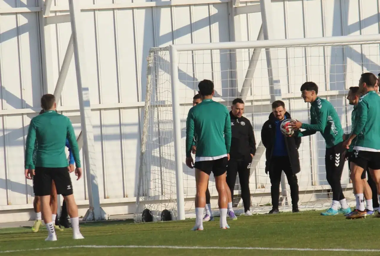 Konyaspor'un gözü Rizespor maçında