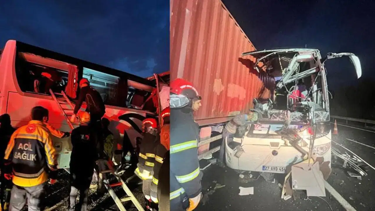 Yolcu otobüsü TIR’a çarptı: 6 ölü, 11 yaralı